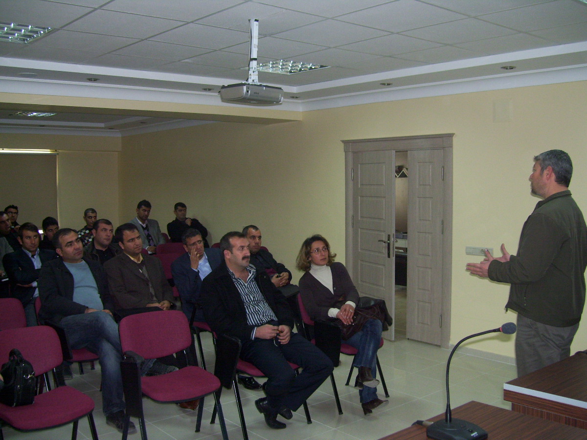 TOPRAK ANALİZ LABORATUVARLARI KONULU TOPLANTI