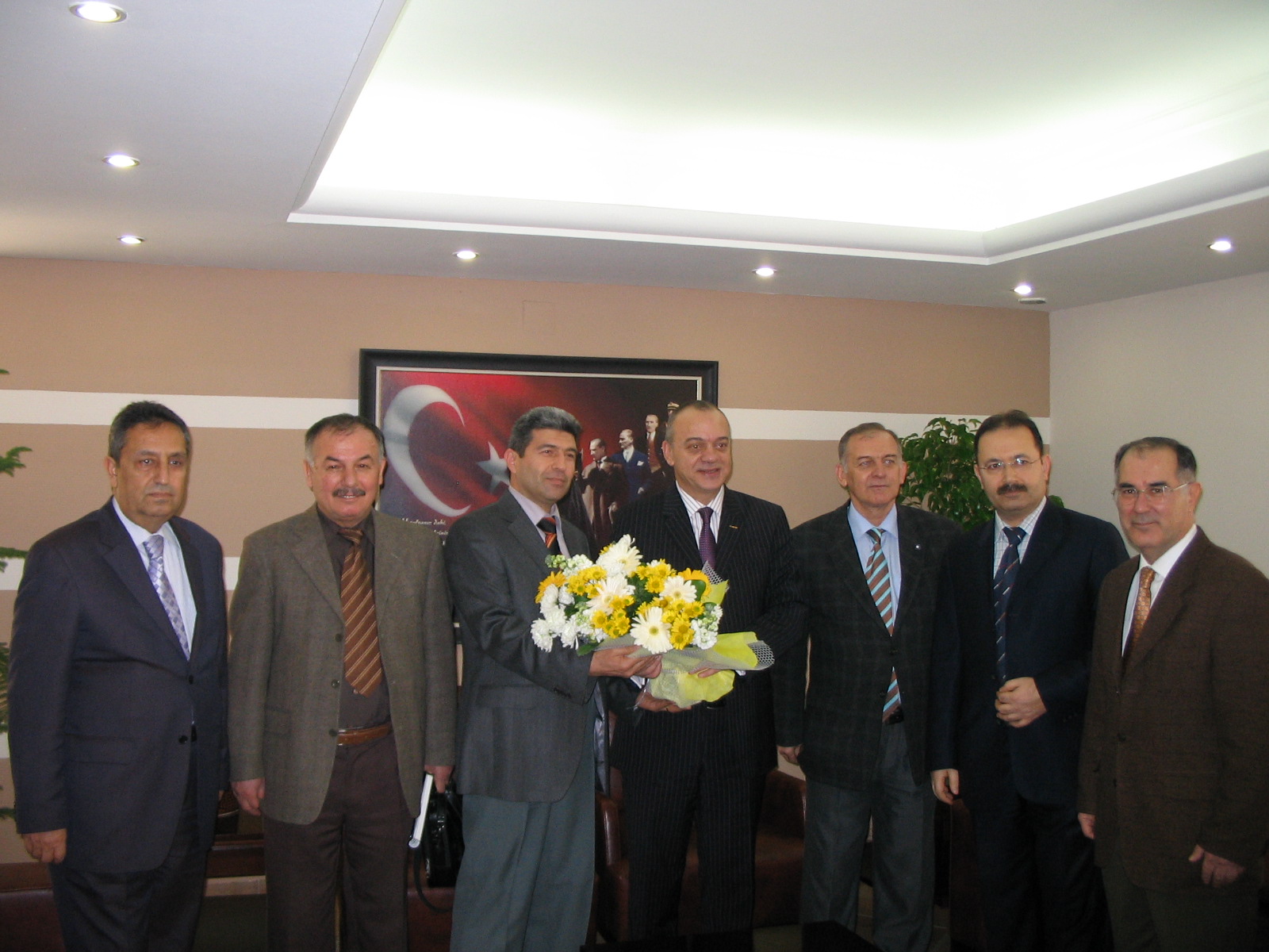 MANİSA BELEDİYE BAŞKANINI ZİYARET ETTİK