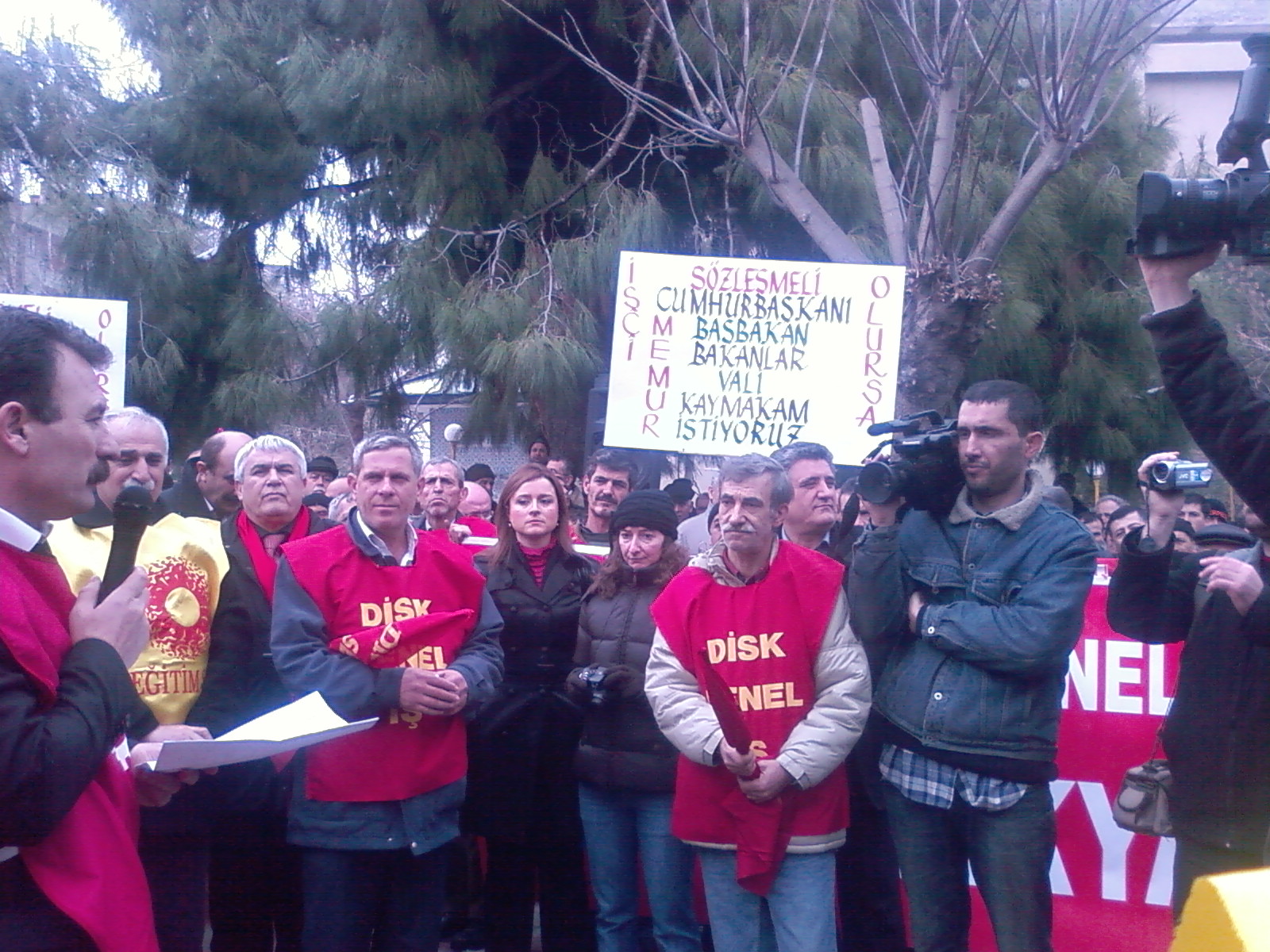 TEKEL İŞÇİLERİNE DESTEK 