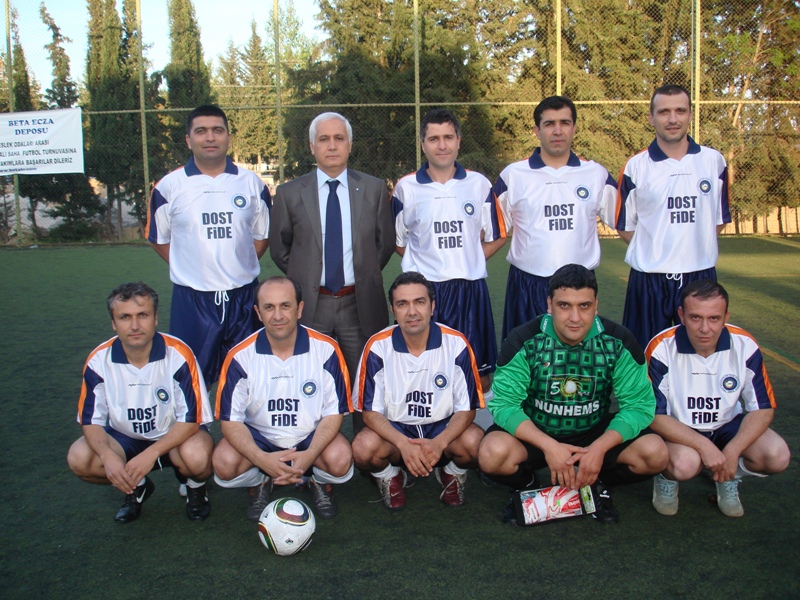 MESLEK ODALARI 19. HALI SAHA FUTBOL TURNUVASI BAŞLADI