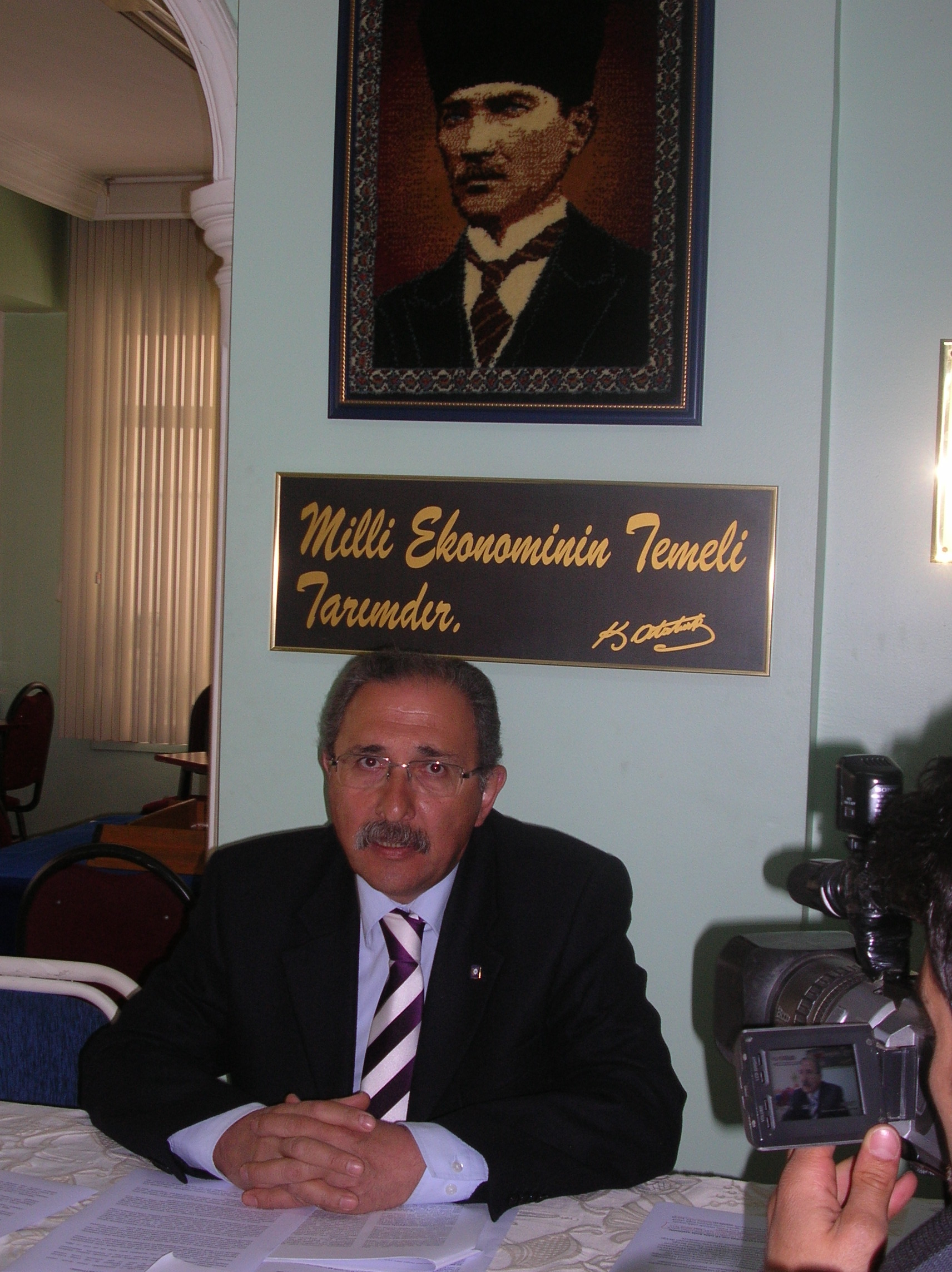BASIN AÇIKLAMASI: ÇÖZÜM İTHALAT DEĞİL, YURTİÇİ ÜRETİMDİR!