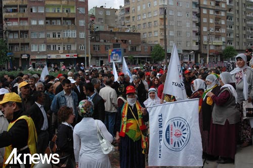 1 MAYIS KUTLAMASI