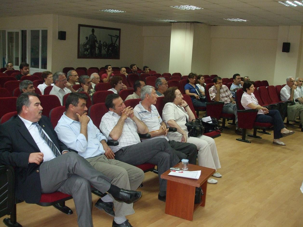GDO‘LU ÜRÜNLERLE İLGİLİ PANEL DÜZENLEDİK