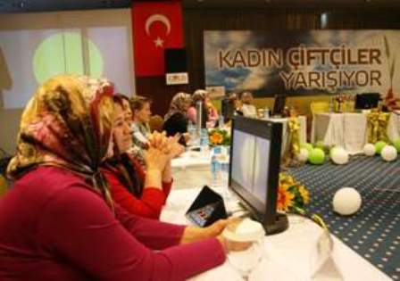 “KADIN ÇİFTÇİLER YARIŞIYOR”  