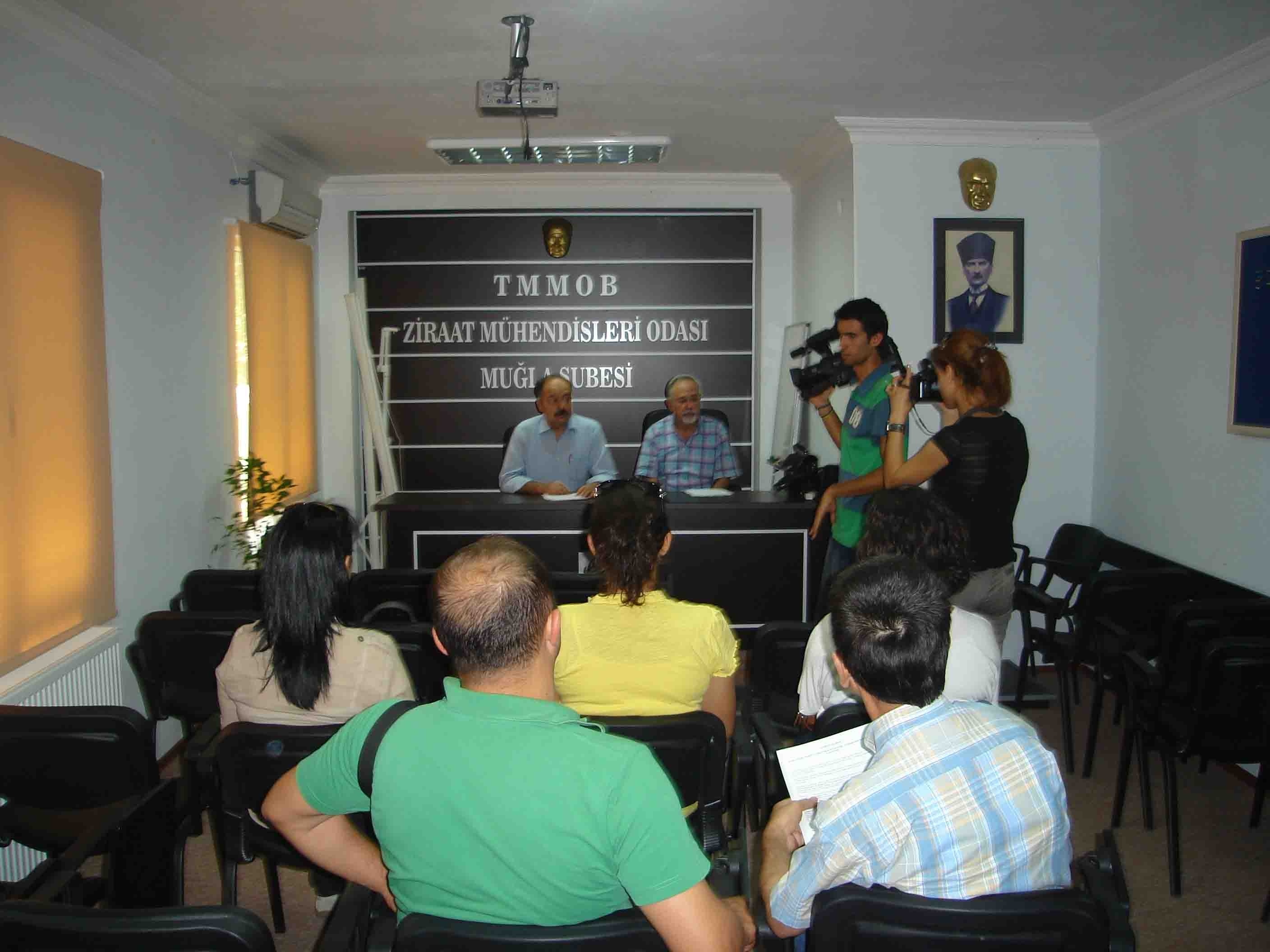 MUĞLA'DA BASIN AÇIKLAMASI: HALK SAĞLIĞI TEHDİT ALTINDA!