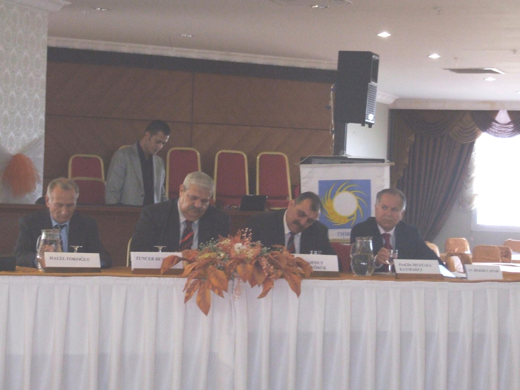 PANEL: DÜNYADAKİ GELİŞMELER KARŞISINDA HAYVANCILIĞIMIZIN GELECEĞİ
