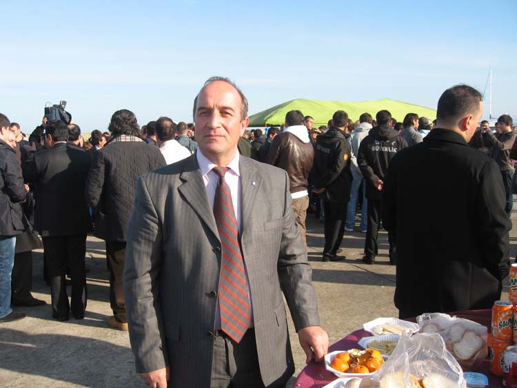 BORDO-MAVİ TARAFTAR HAMSİ GÜNÜ
