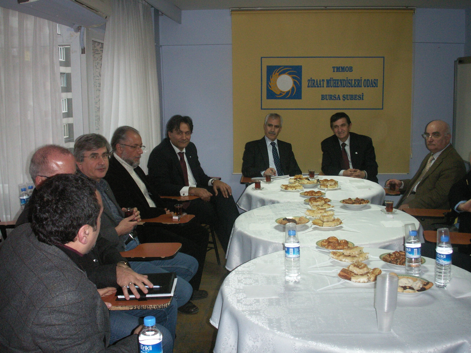 NİLÜFER BELEDİYE BAŞKANI MUSTAFA BOZBEY ŞUBEMİZİ ZİYARET ETTİ
