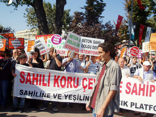 ÜÇÜNCÜ KÖPRÜ PROTESTO EDİLDİ