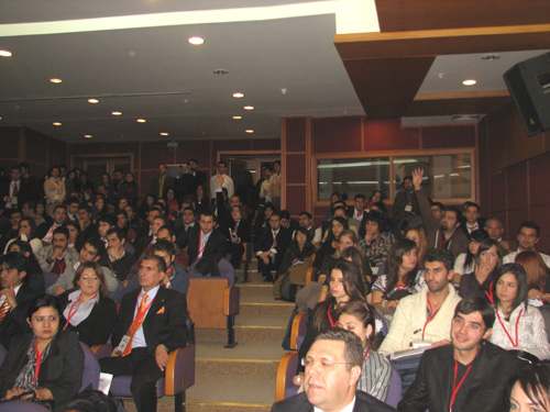 V. ÖĞRENCİ KURULTAYI COŞKUYLA GERÇEKLEŞTİRİLDİ