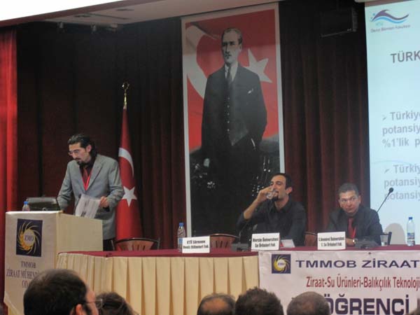 V. ÖĞRENCİ KURULTAYINA KATILDIK