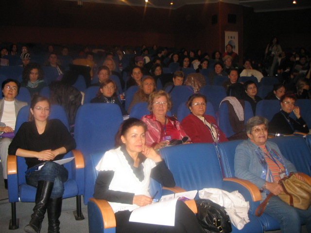 KADIN KURULTAY VE ÇALIŞTAYLARINA KATILDIK