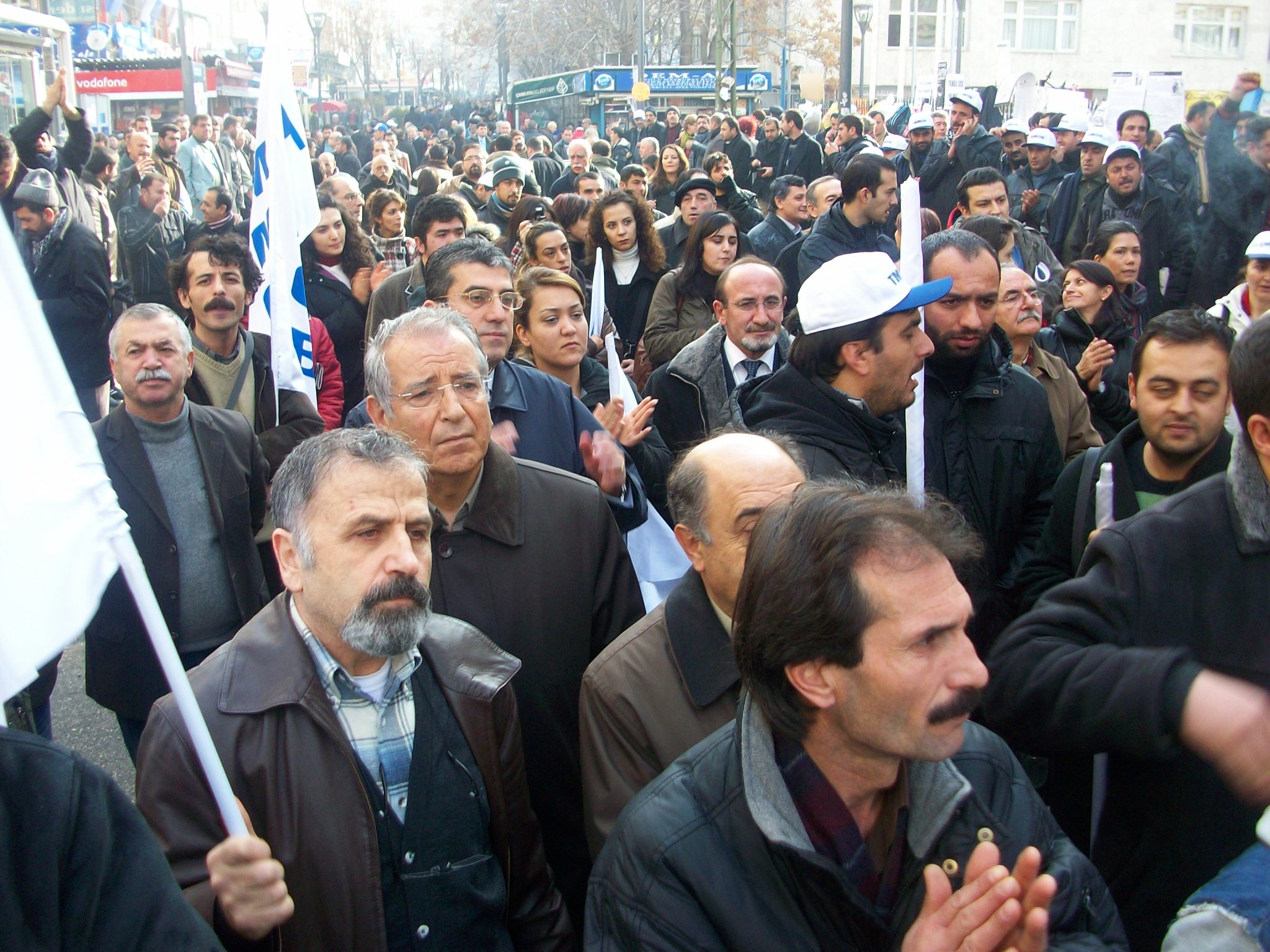 TEKEL İŞÇİLERİNE DESTEK ZİYARETİ