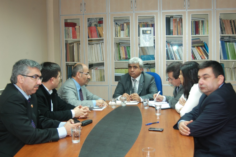 AKP ADANA MİLLETVEKİLİ PROF. DR. VAHİT KİRİŞÇİ’DEN ŞUBEMİZE ZİYARET