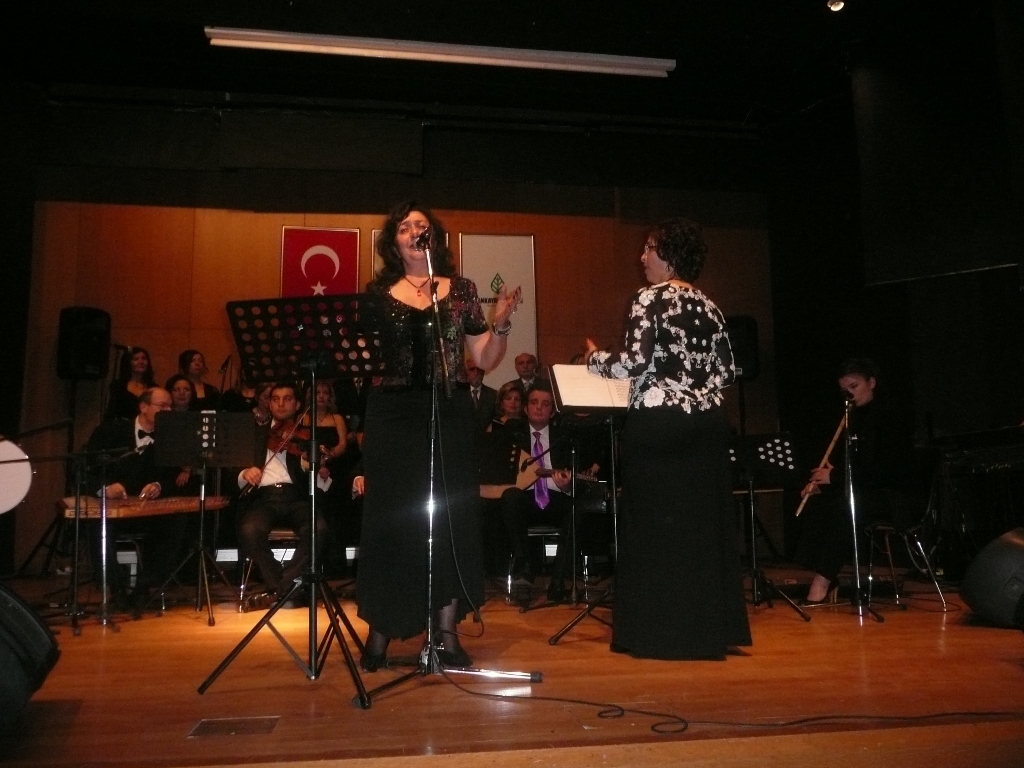 KLASİK TÜRK MÜZİĞİ KOROMUZ ANKARA'DA KONSER VERDİ 