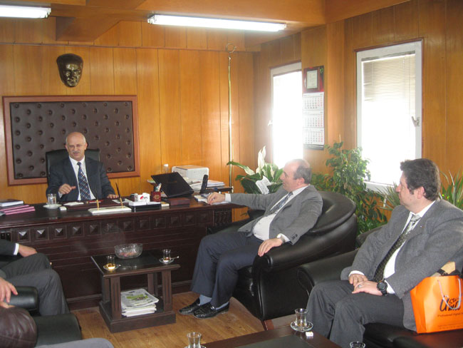 YÖNETİM KURULUMUZ TARIM İL MÜDÜRÜNÜ ZİYARET ETTİ