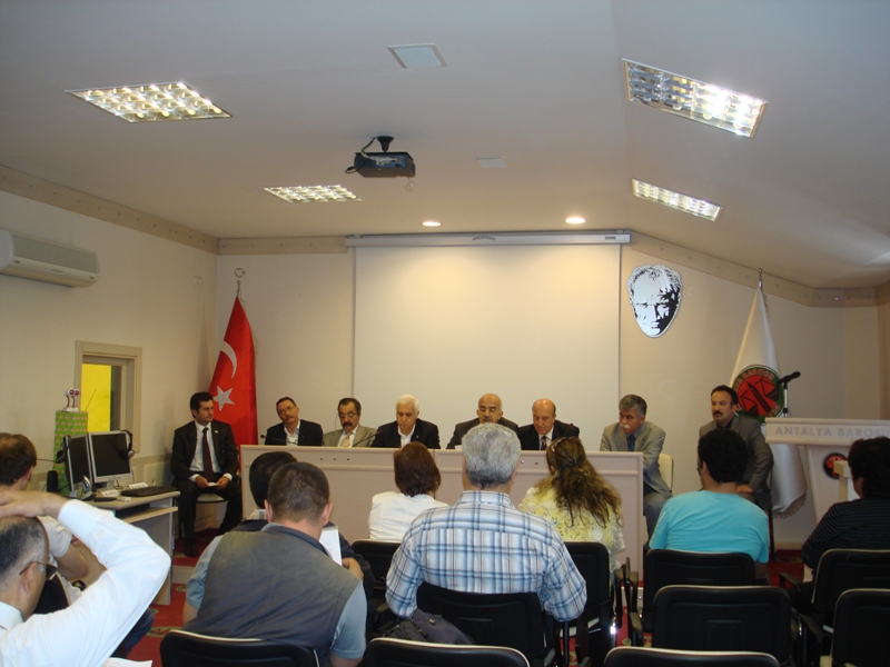 BASIN AÇIKLAMASI : GIDA İŞLETMELERİNDE DENETİM VE KONTROL YOKSA, HALK SAĞLIĞI TEHDİT ALTINDADIR!..
