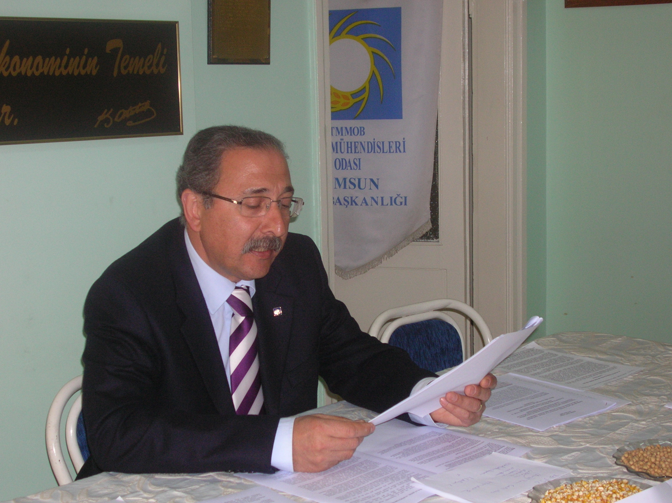 BASIN AÇIKLAMASI: GDO'LU  ÜRÜN  İTHALATINDA  PATLAMA  YAŞANIYOR