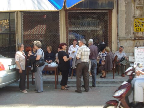 EMEKLİLER BAHAR BULUŞMASI YAPILDI 