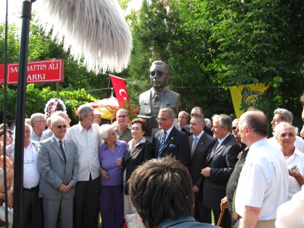 SABAHATTİN ALİ ANITI