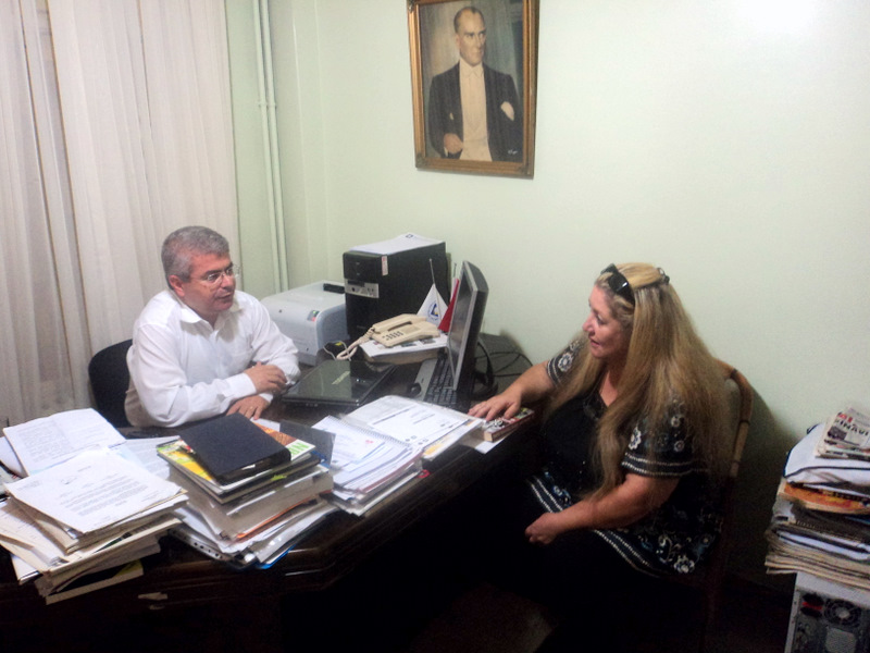 GAZETECİ YAZAR SERPİL ÖZKAYNAK ŞUBEMİZE ZİYARETTE BULUNDU