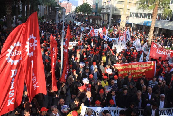 MİTİNG:‘’TORBA YASAYLA HAKLARIMIZ ÇALINIYOR! İZİN VERMEYECEĞİZ!”
