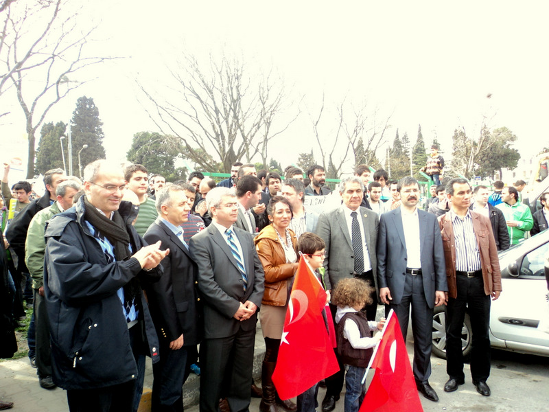 KÜÇÜKÇEKMECE HALKI ZİRAAT OKULUNA SAHİP ÇIKIYOR