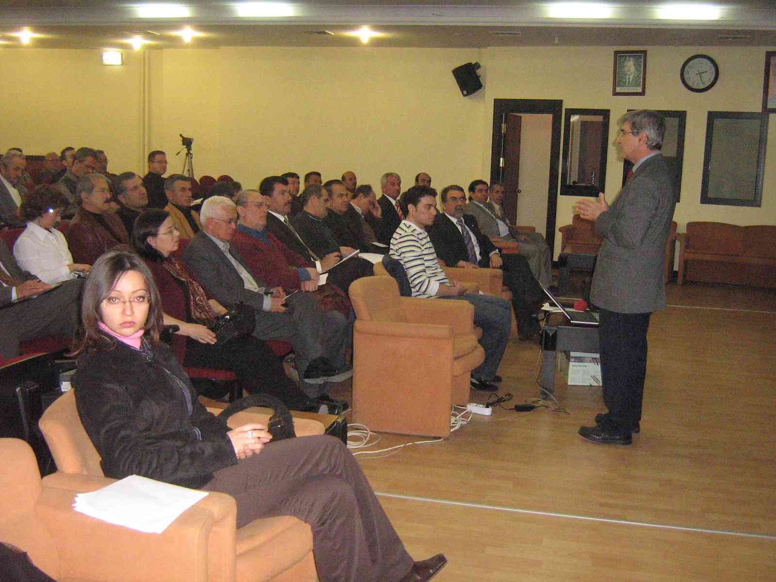 "KÜRESELLEŞME SÜRECİNDE TÜRKİYE TARIMI NEREDE, NEREYE GİDİYOR, NELER YAPILMALI?" KONFERANSI