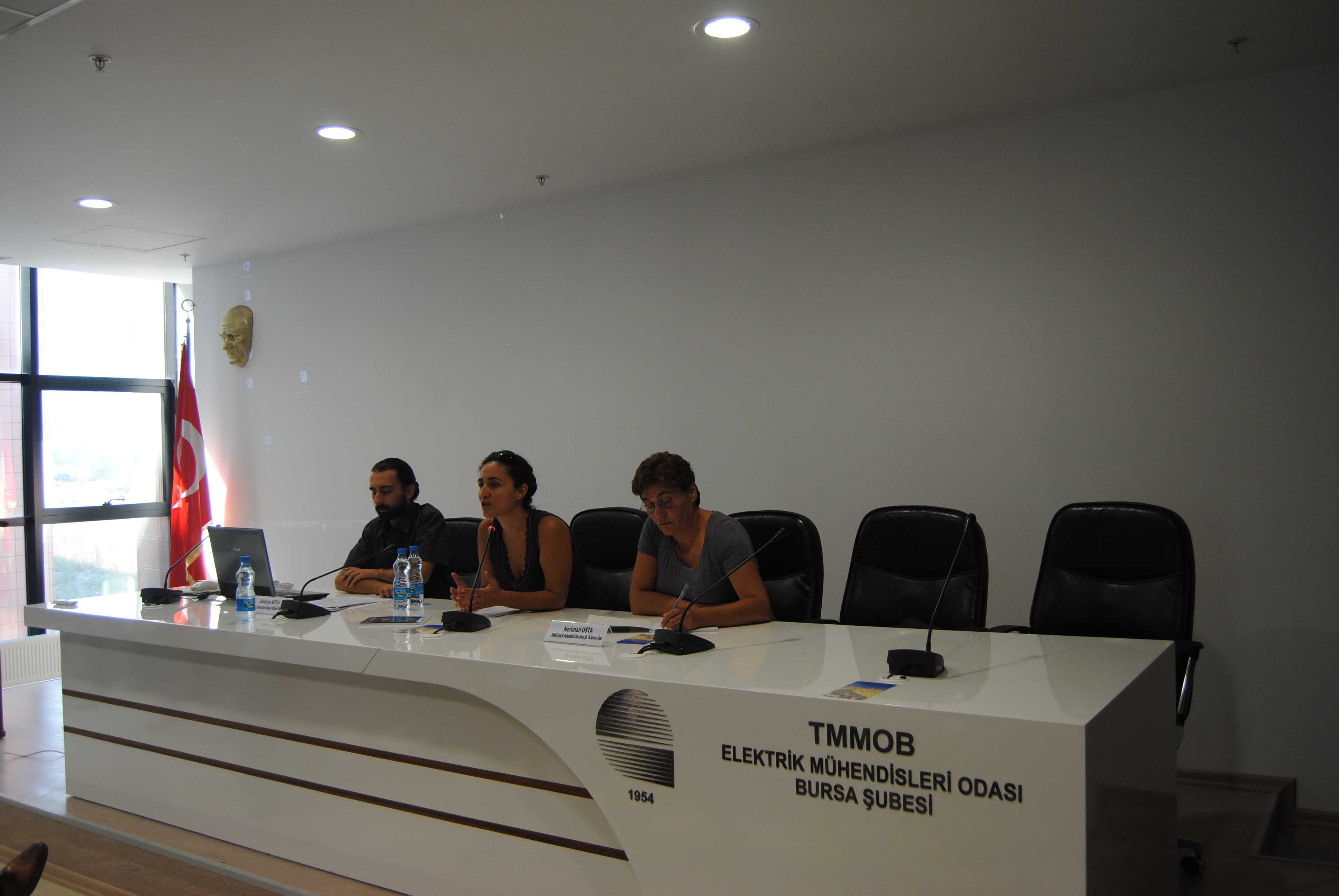 TMMOB ÜCRETLİ MÜHENDİS MİMAR, ŞEHİR PLANCILARI VE İŞSİZLİK BURSA YEREL KURULTAYI
