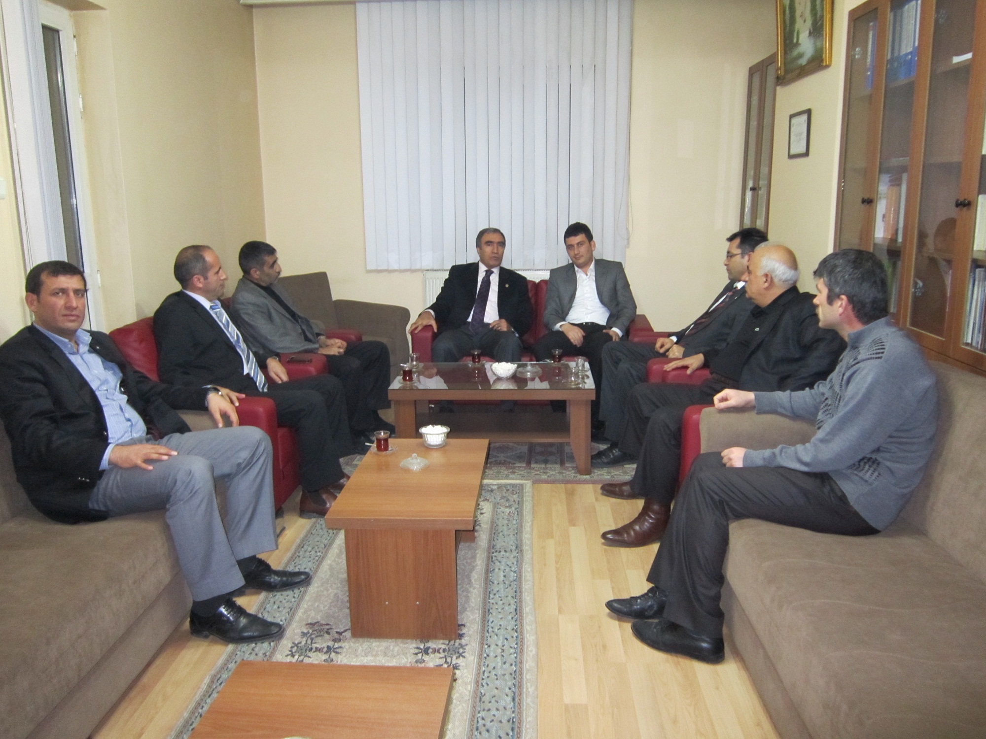 ERZURUM MİLLETVEKİLİNDEN ŞUBEMİZE ZİYARET