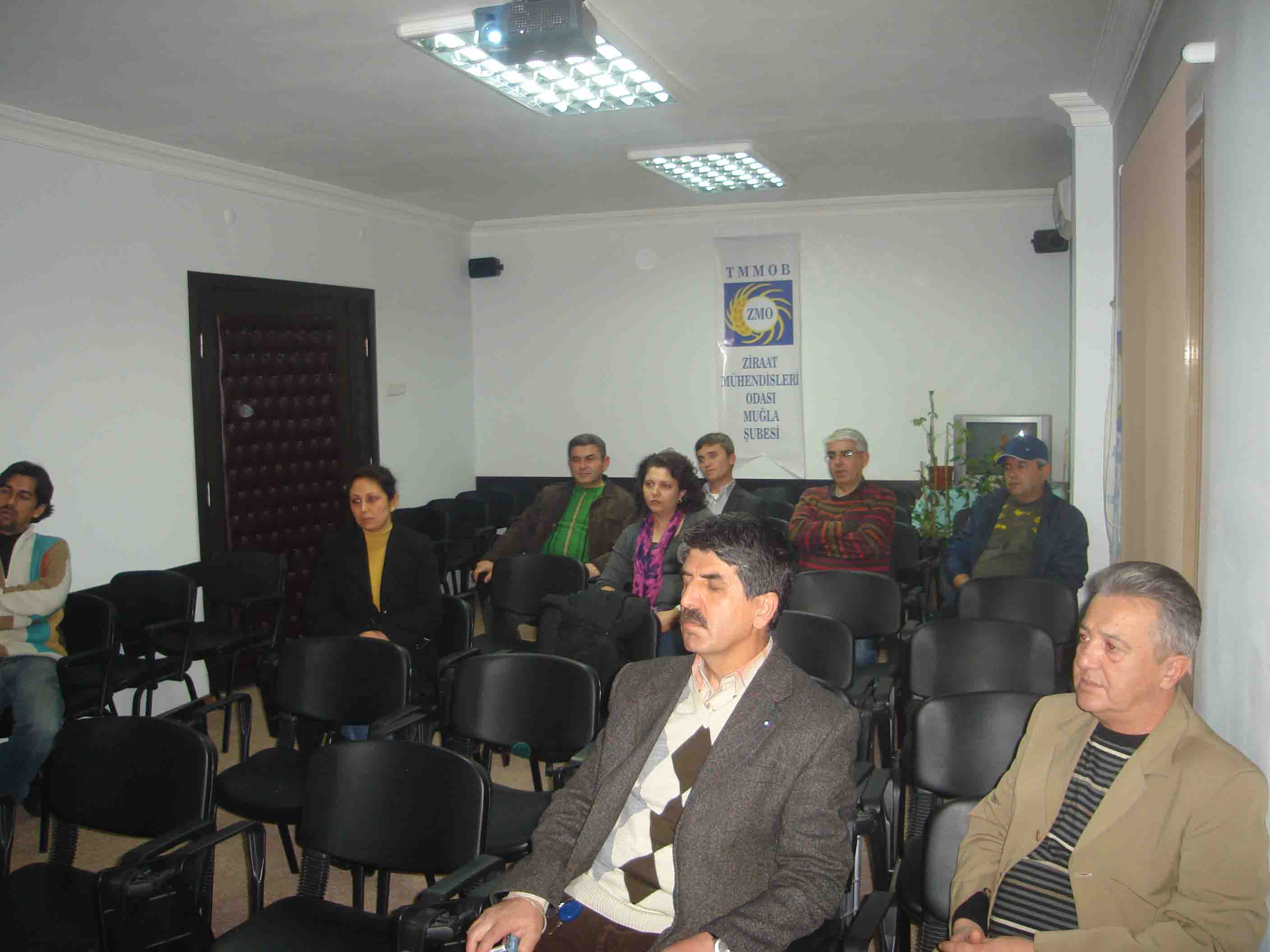 İLAÇ BAYİLERİ İLE TOPLANTI