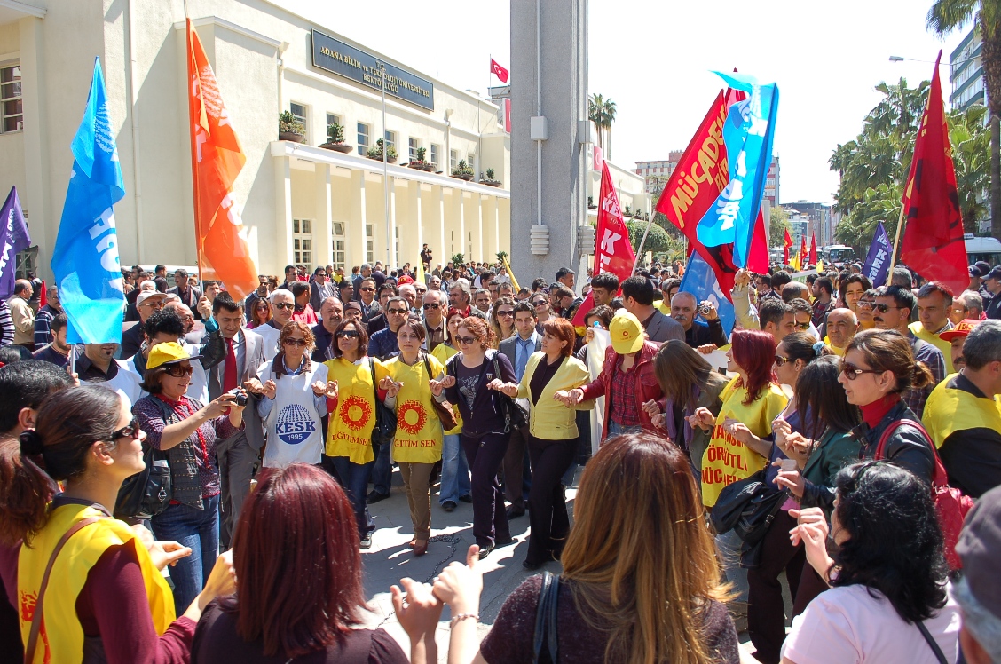 ADANA`DA SIKIYÖNETİM! 