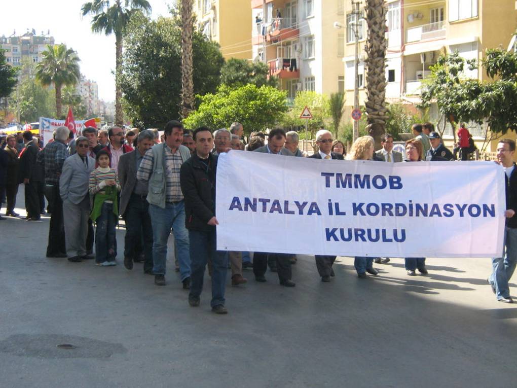 TAŞ OCAKLARINA HAYIR MİTİNGİ YAPILDI