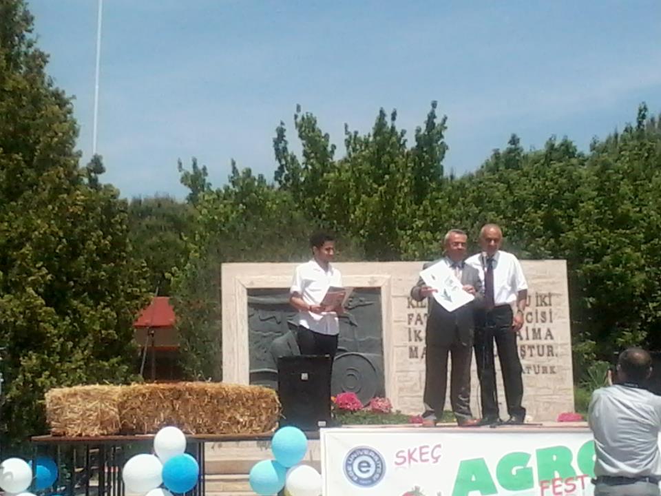 E.Ü. ZİRAAT FAKÜLTESİ AGROFEST 2012 ÖĞRENCİ ŞENLİĞİ 