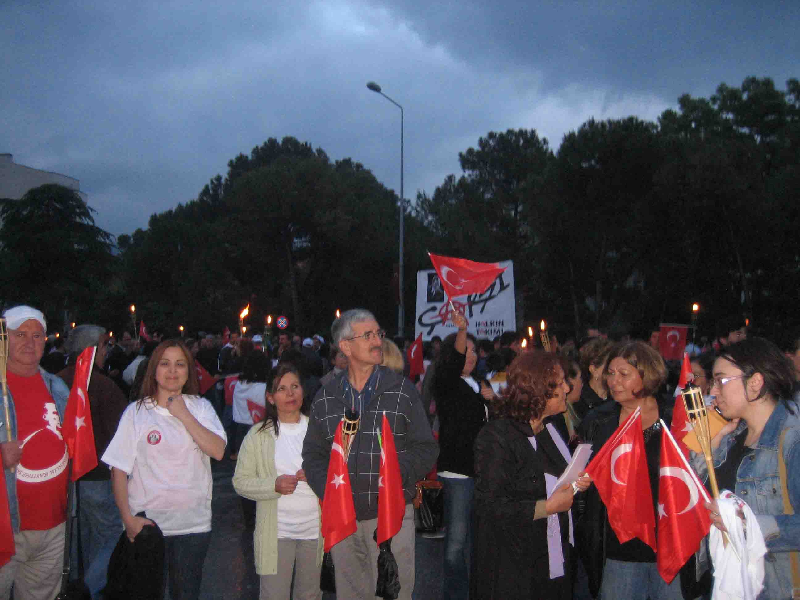 19 MAYIS ATATÜRK`Ü ANMA GENÇLİK VE  SPOR BAYRAMI`NI KUTLADIK