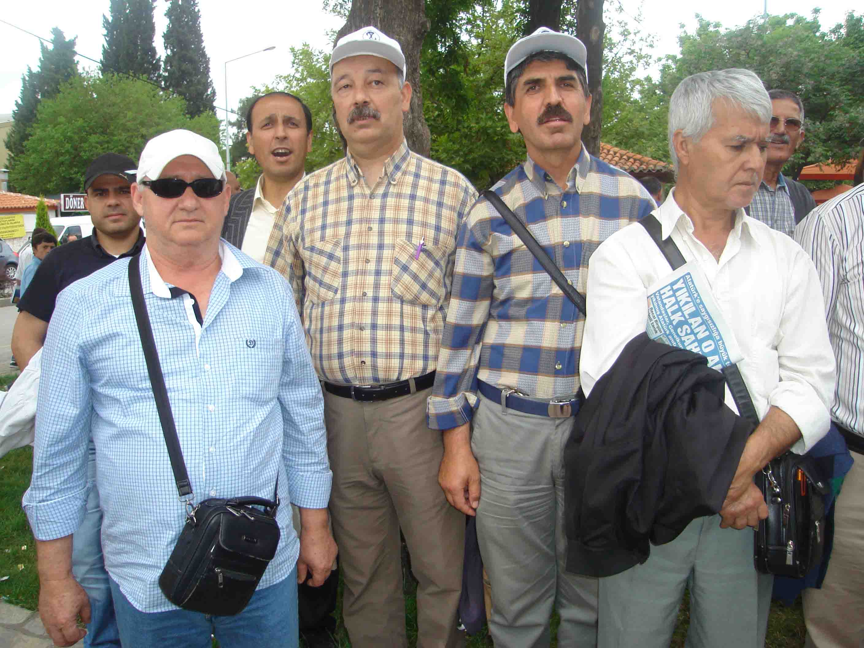 İŞİ BIRAKMA EYLEMİNE DESTEK