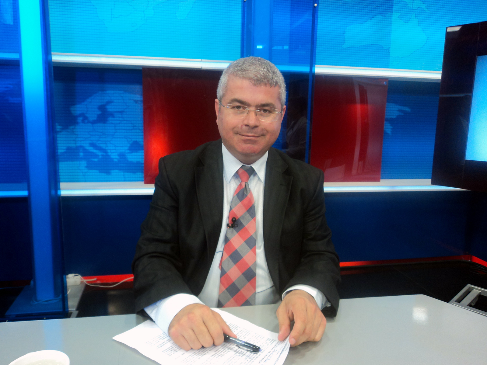 ULUSAL KANAL TV YAYINI