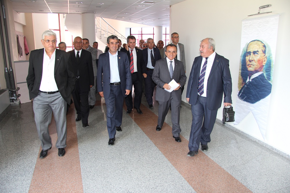 KIRKLARELİ`DE "TRAKYA`DA ERGENE GERÇEĞİ" KONFERANSI 