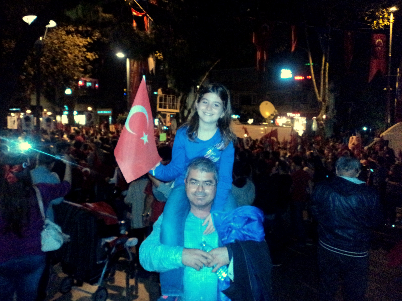 CUMHURİYET BAYRAMI HALK YÜRÜYÜŞÜ