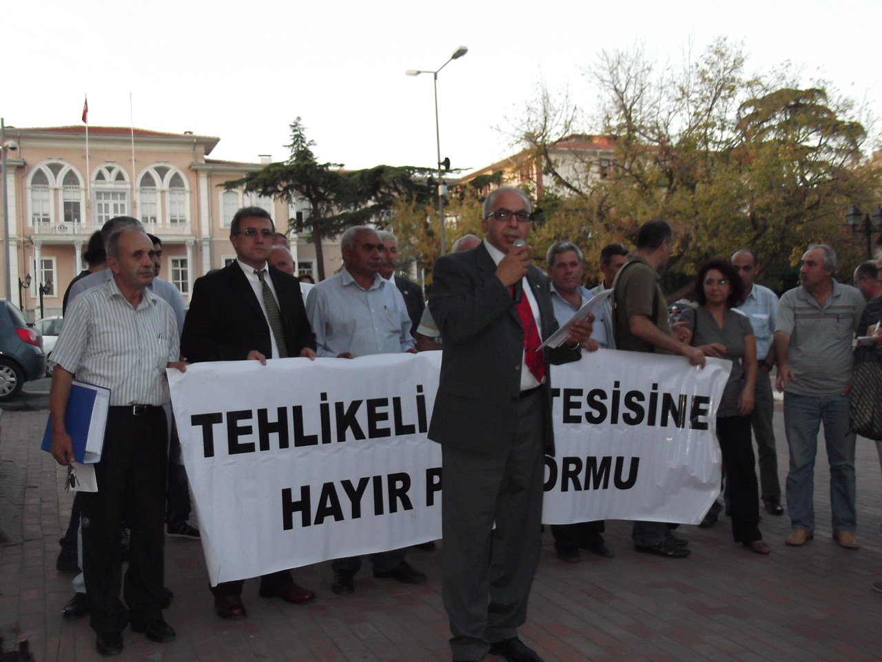 ÇORLU TEHLİKELİ KATI ATIK VE BERTARAF TESİSİ İLE İLGİLİ BASIN AÇIKLAMASI YAPILDI