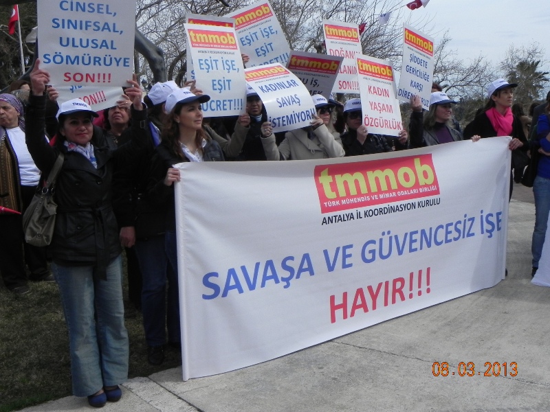 8 MART DÜNYA KADINLAR GÜNÜ`NÜ KUTLADIK