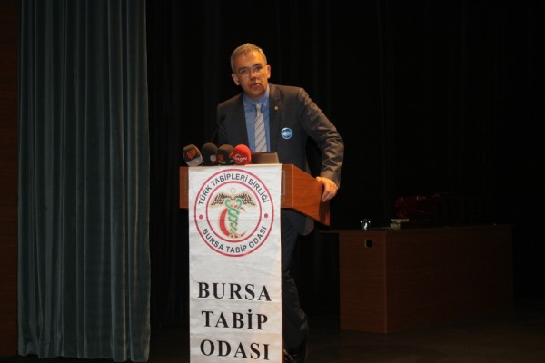 ŞUBE II. BAŞKANIMIZ ORHAN SARIBAL BURSA TABİP ODASI`NIN ÇEVRE ÖDÜLÜNÜ ALDI