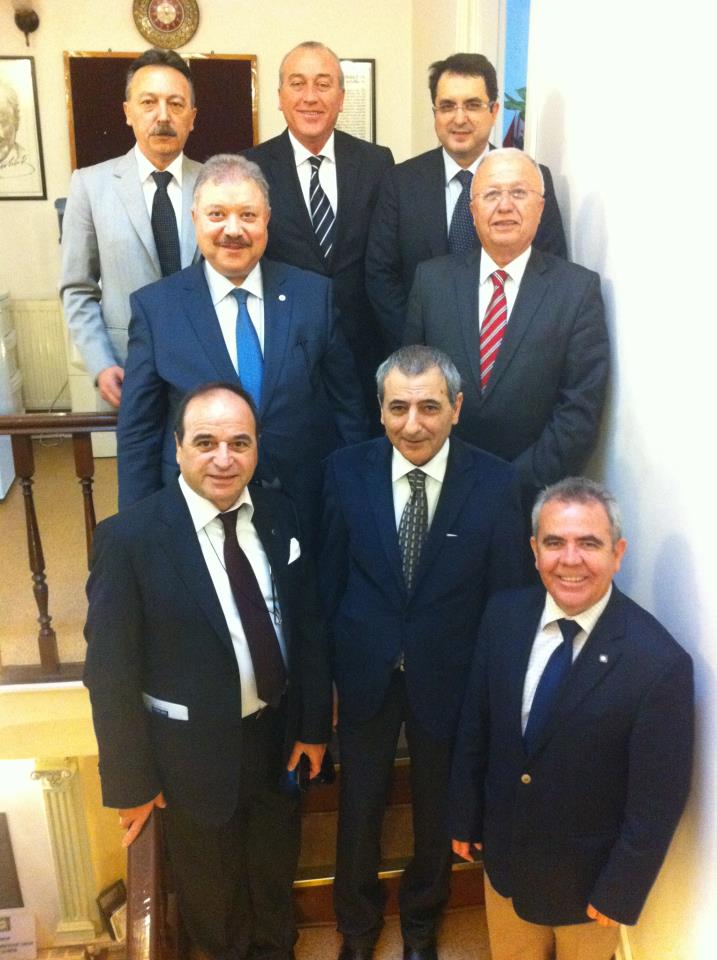 İZMİR TİCARET ODASI YÖNETİMİNE ADAY ORTAK AKIL GRUBU ŞUBE BAŞKANIMIZI ZİYARET ETTİ 