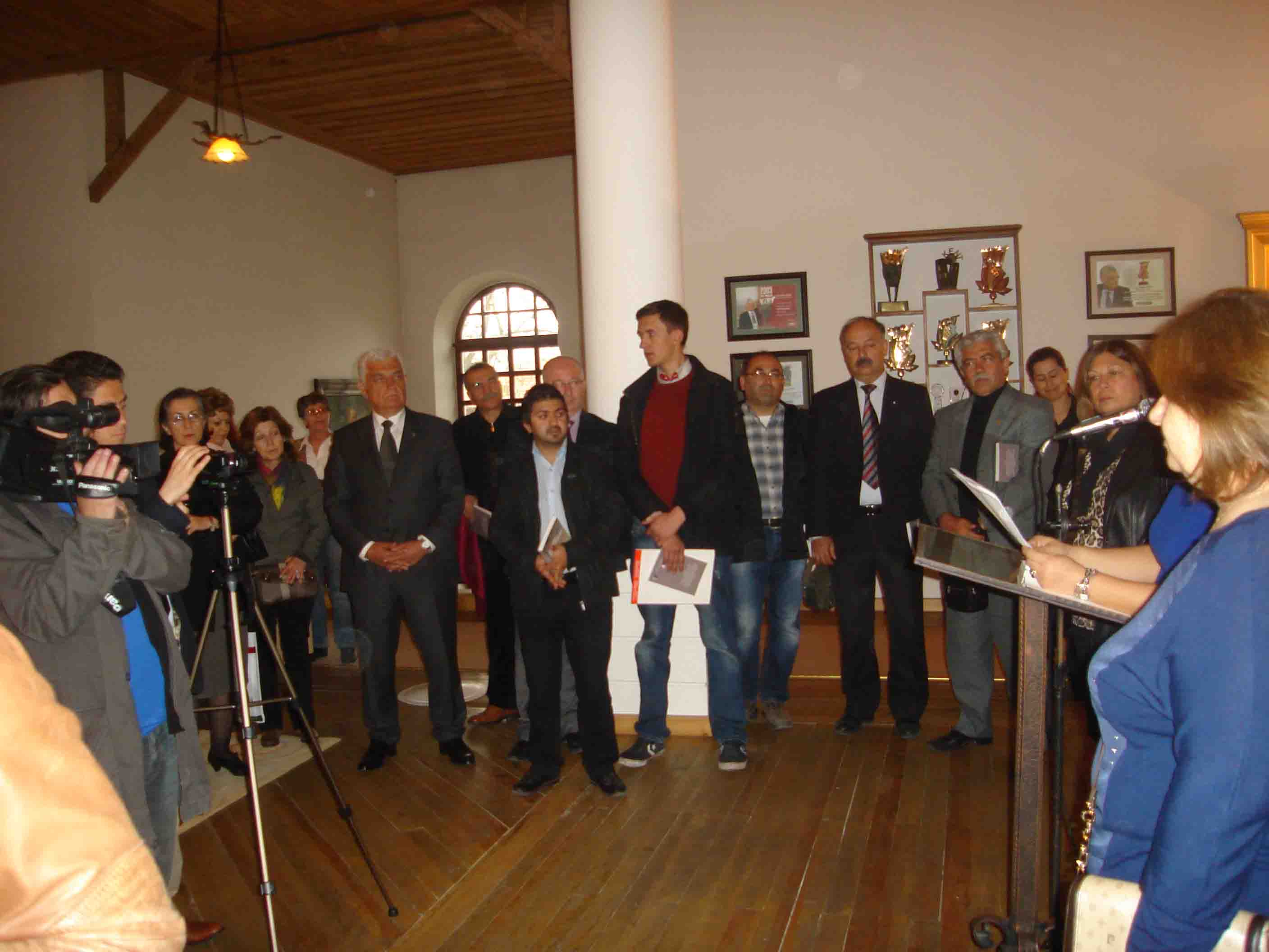 CUMHURİYET KADINLARI DERNEĞİNİN KİTAP TANITIMINA KATILDIK