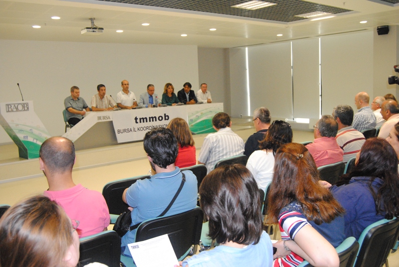 `TEKNİK ÖĞRETMENLERE MÜHENDİSLİK UNVANI VERİLMESİ` BASIN AÇIKLAMASI