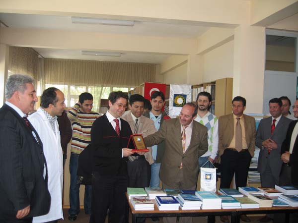 KÜTÜPHANE PROJEMİZİ GERÇEKLEŞTİRDİK