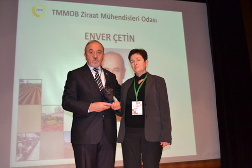 SEMPOZYUM: STRATEJİK TARIM ALANLARIMIZ: FIRSATLAR VE TEHDİTLER