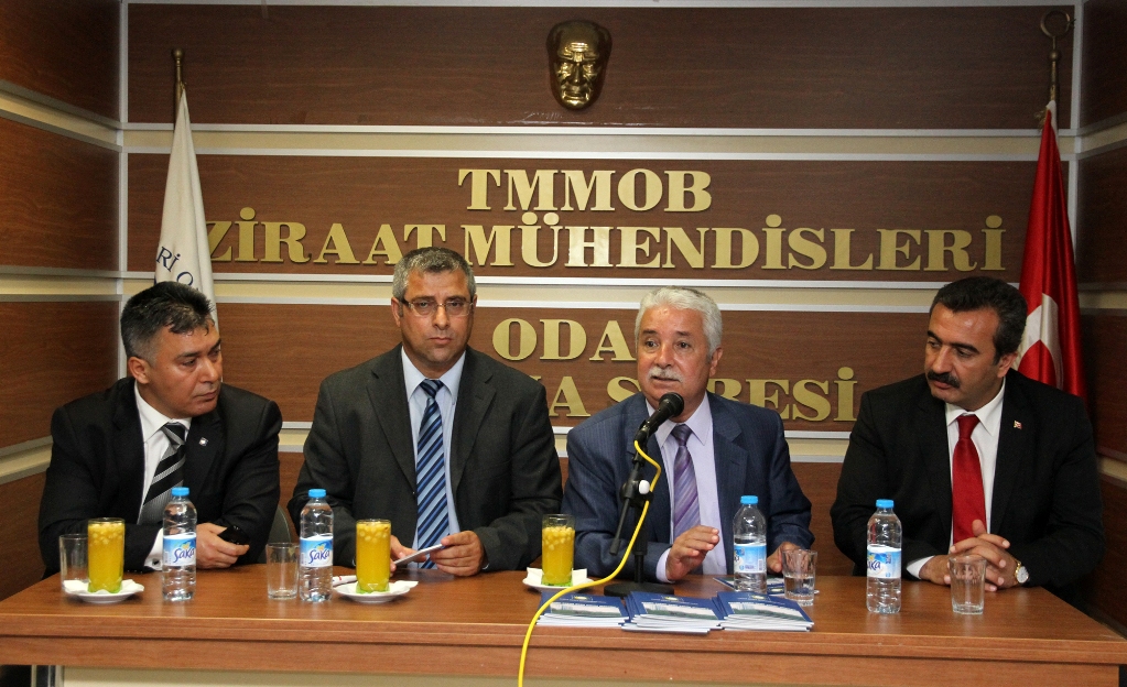 CHP ADAYLARINDAN ŞUBEMİZE ZİYARET