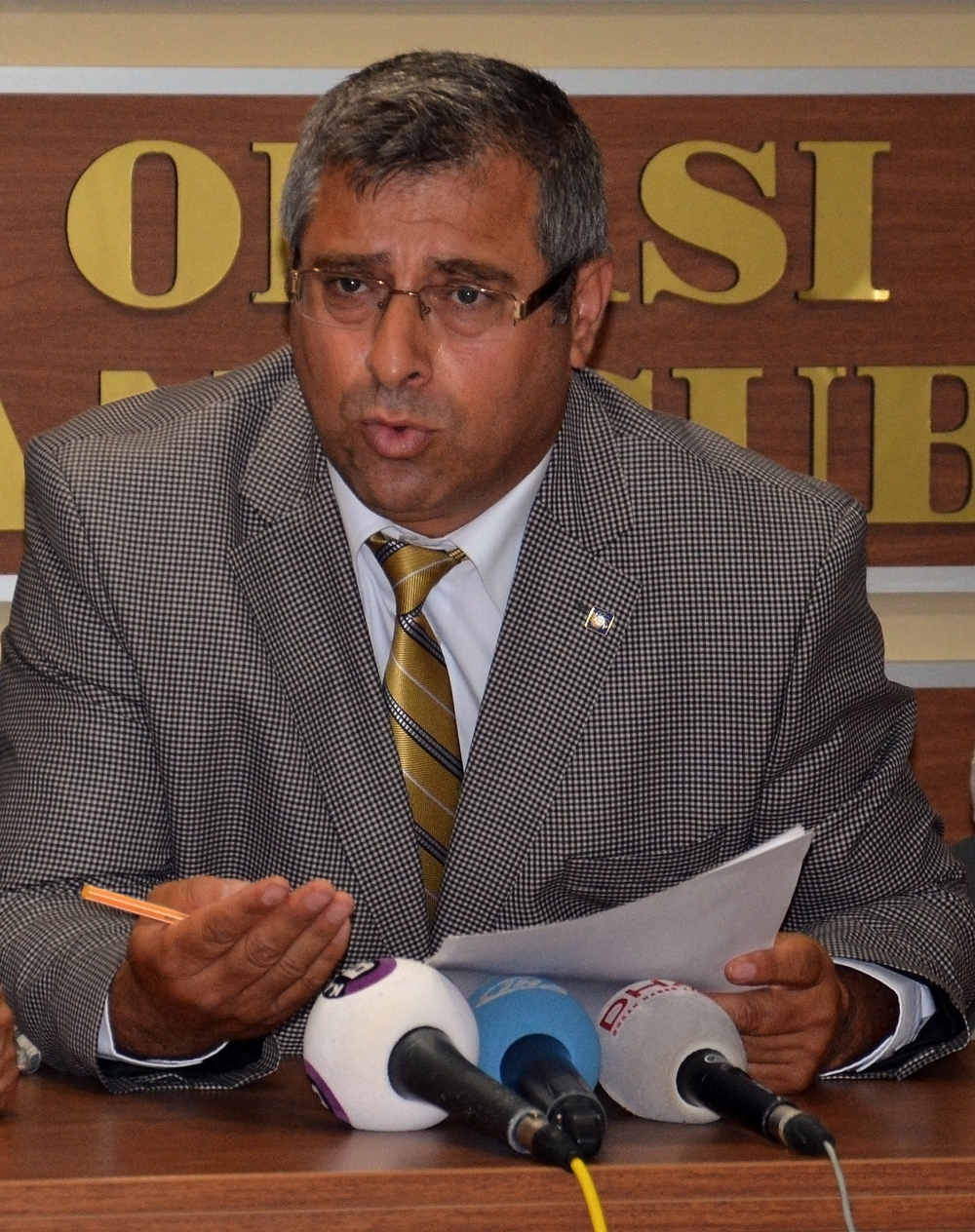 KARADEMİR: "TMO BUĞDAYA SAHİP ÇIKMALI"