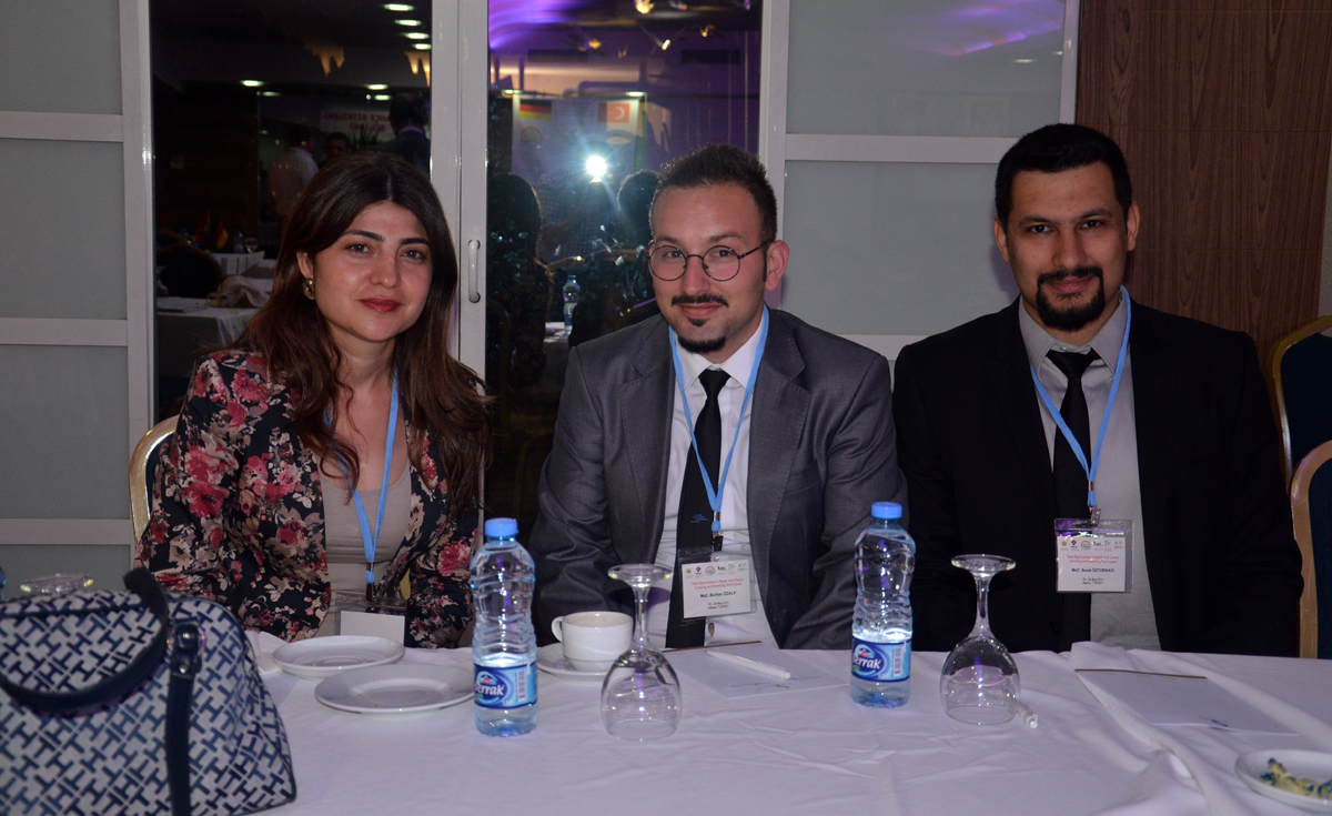 ELMA VE KİRAZ ÇALIŞTAYI DÜZENLENDİ